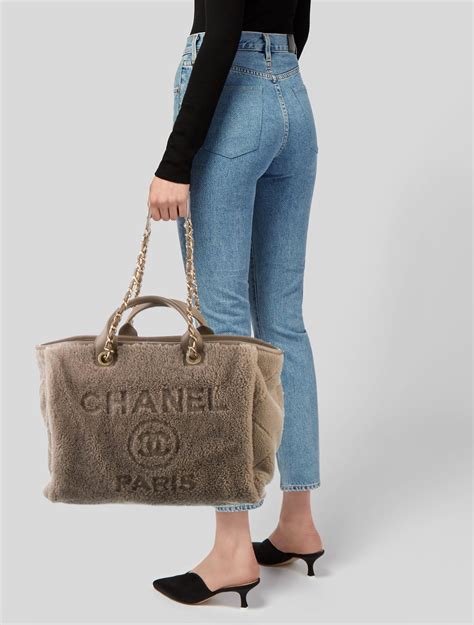 chanel deauville tote brown|chanel deauville tote 2022.